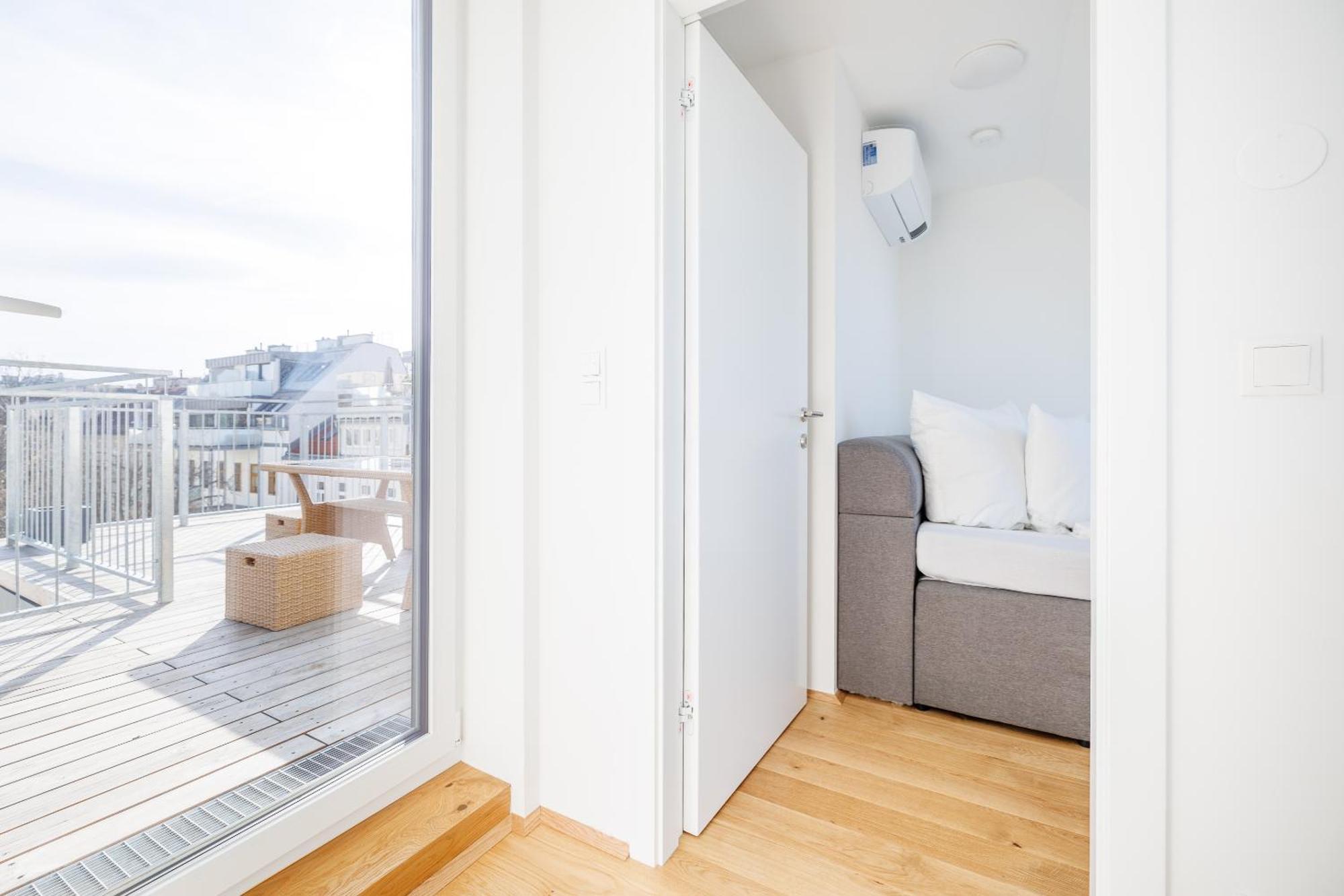 Symphony Apartments 38 - Modern Loft With Terrace And Grill In Central Location Wien Ngoại thất bức ảnh