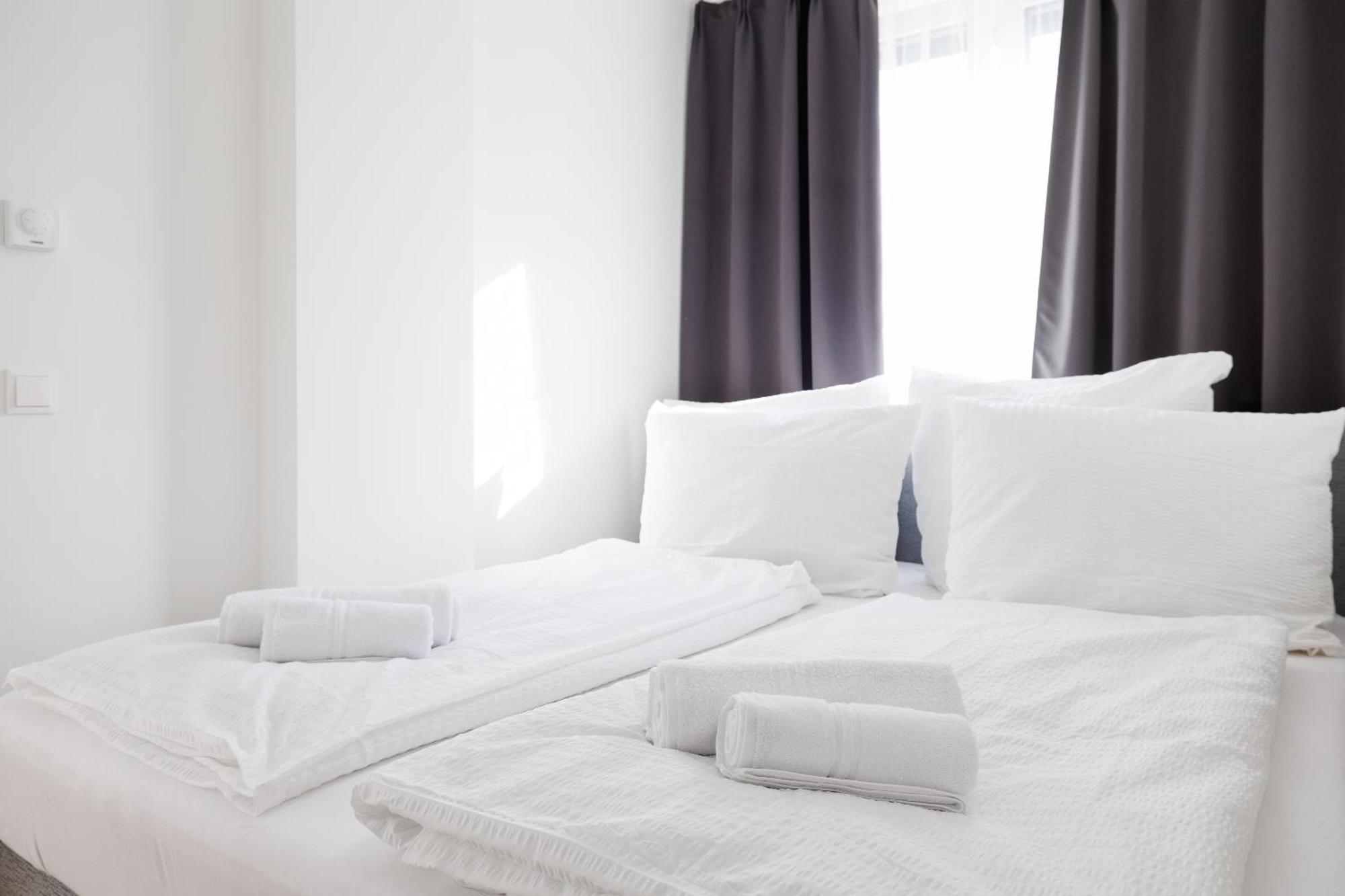 Symphony Apartments 38 - Modern Loft With Terrace And Grill In Central Location Wien Ngoại thất bức ảnh