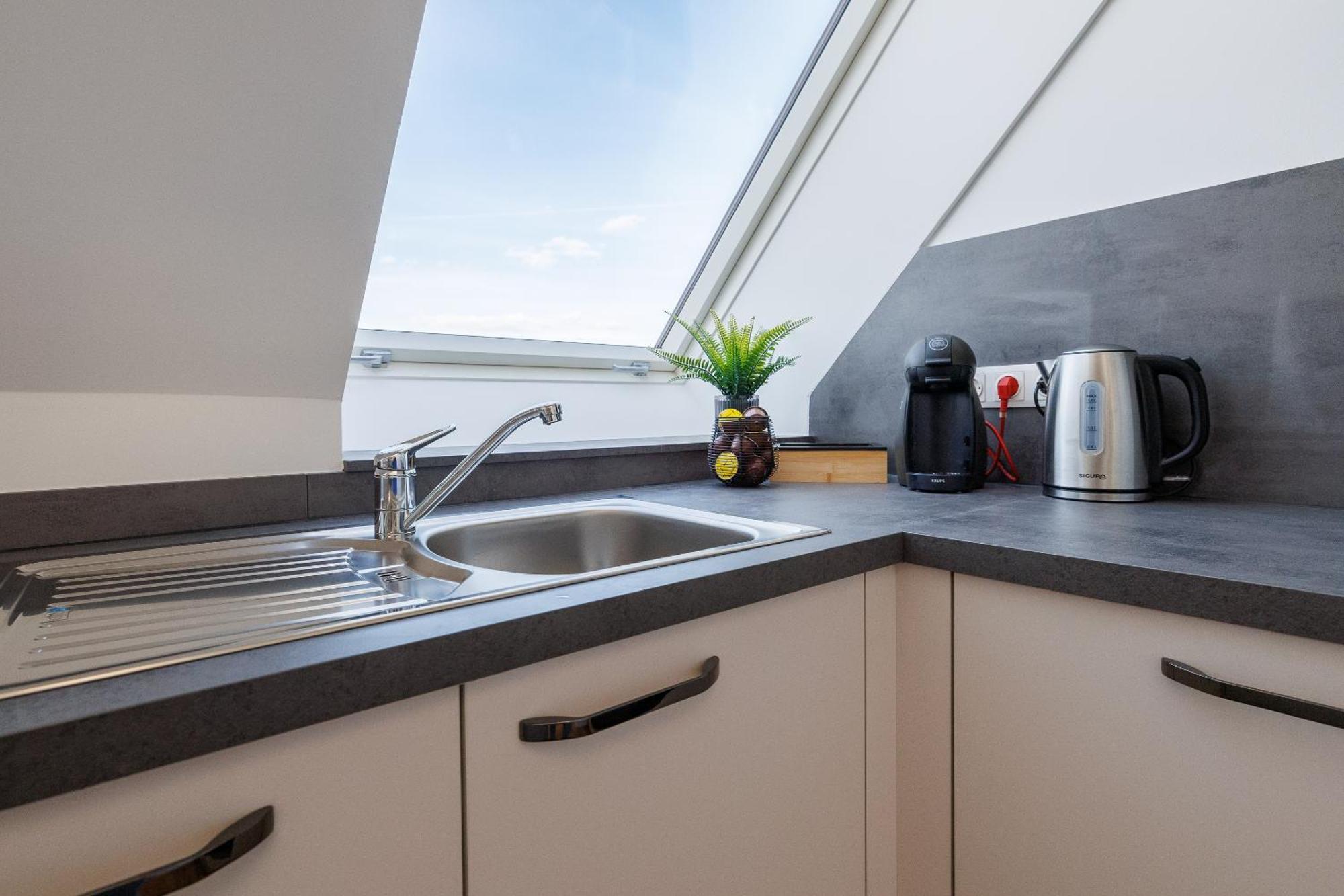 Symphony Apartments 38 - Modern Loft With Terrace And Grill In Central Location Wien Ngoại thất bức ảnh