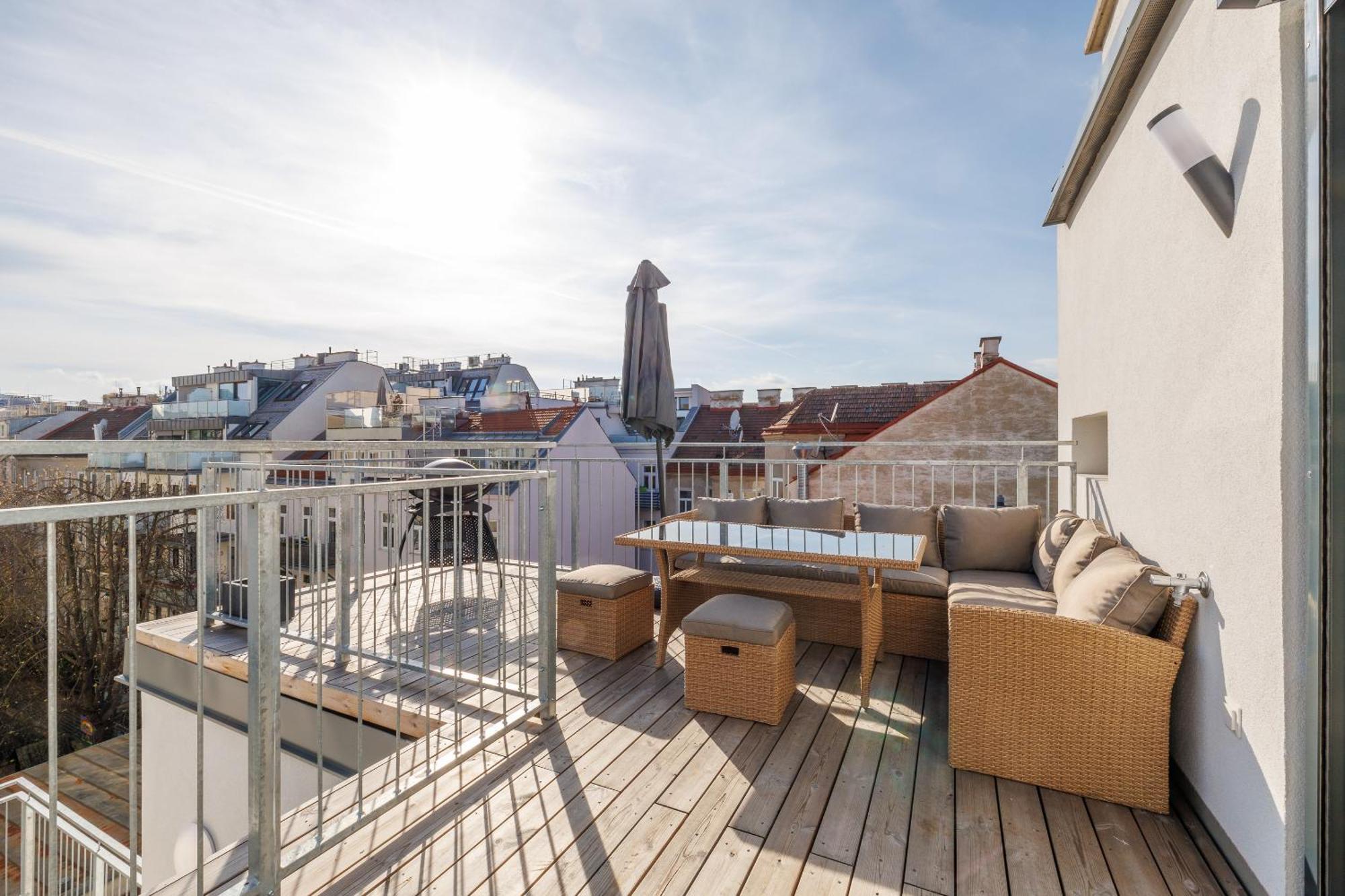 Symphony Apartments 38 - Modern Loft With Terrace And Grill In Central Location Wien Ngoại thất bức ảnh