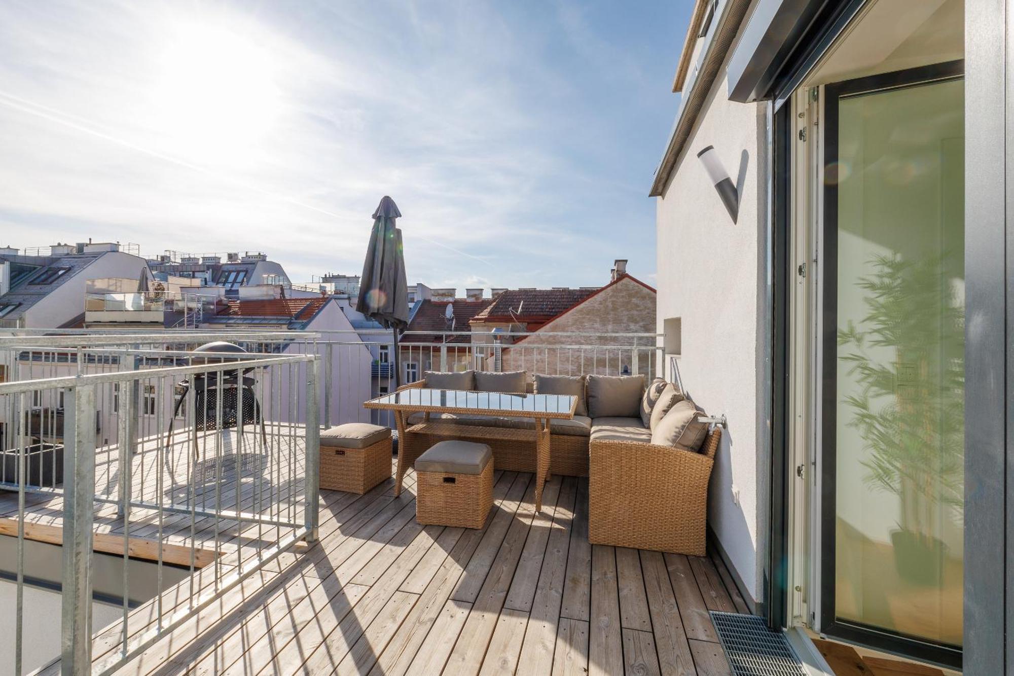 Symphony Apartments 38 - Modern Loft With Terrace And Grill In Central Location Wien Ngoại thất bức ảnh